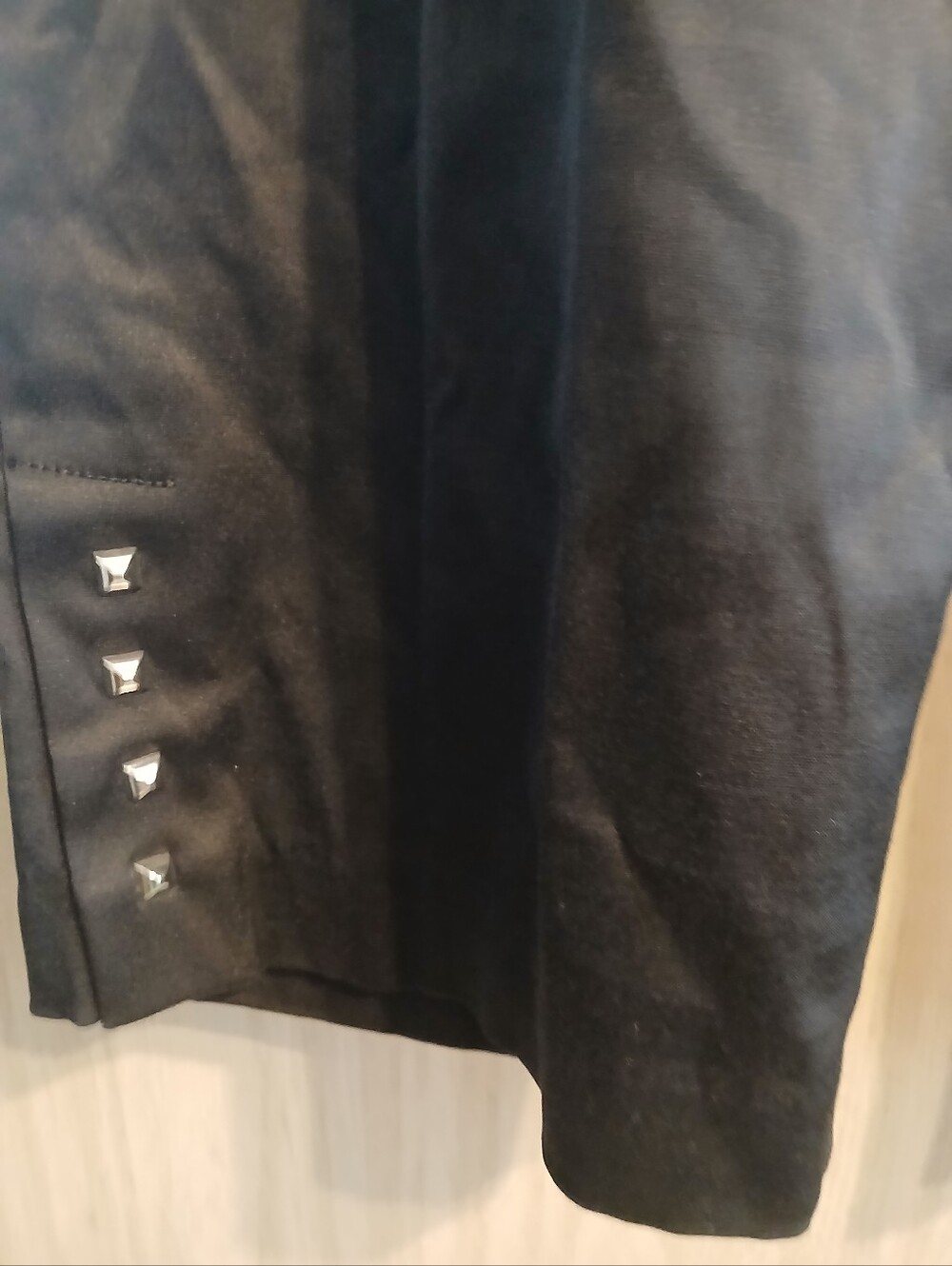 ZAC & RACHEL WOMEN'S PLUS SIZE 18W BLACK EMBELLISHED CROPPED PANTS - Picture 7 of 15
